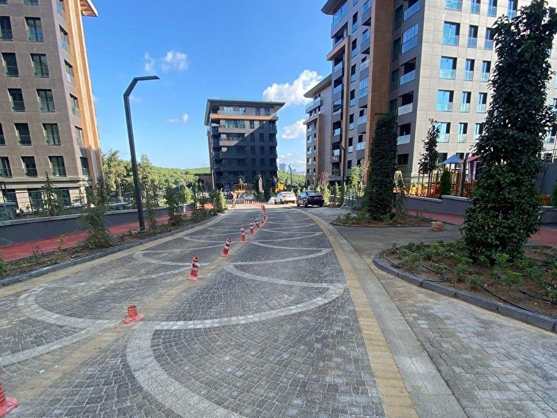 Avrupa konutlari çamlivadi̇ 3+1 peyzaj ve orman manzrali mi̇mar tasarimli satilik dai̇re