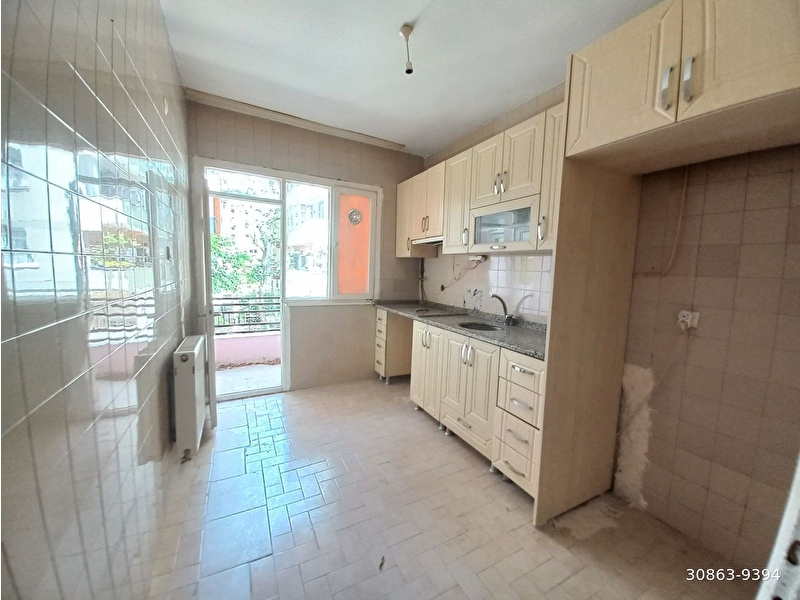 Bahçeli̇evler feri̇t seli̇m paşa cd.3+1 120m2 1.kat asansörlü kombi̇li̇ balkonli