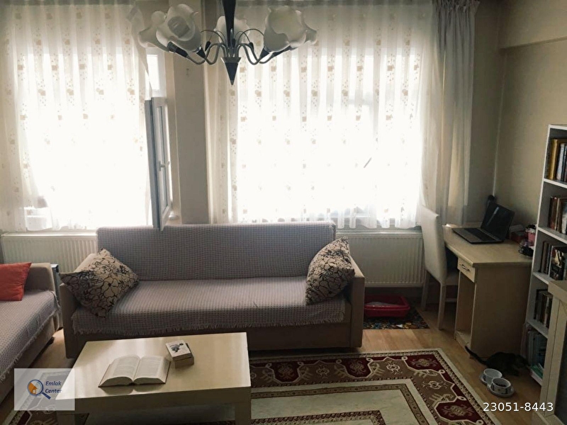 1 800 Tl Fatih Capa Sehreminide Kiralik 2 1 Salon Daire