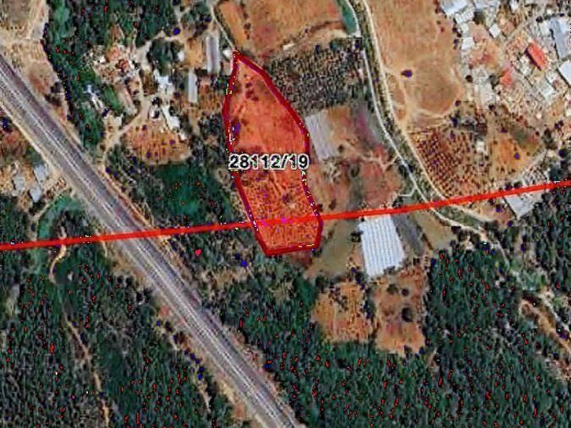 Antalya batı çevre yoluna 1 parsel 18 dönüm içinde 2000m2satılık