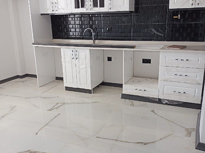 Emek mh.albayrak caddesi̇ satilik 2+1 dai̇re