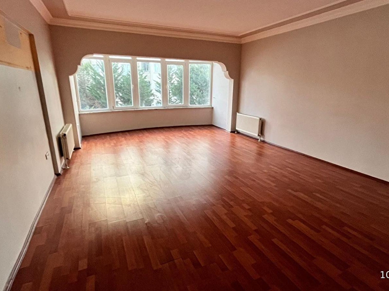 Beylikdüzü orkide sitesi'nde 3+1, 1. kat köşe peyzaj cephe