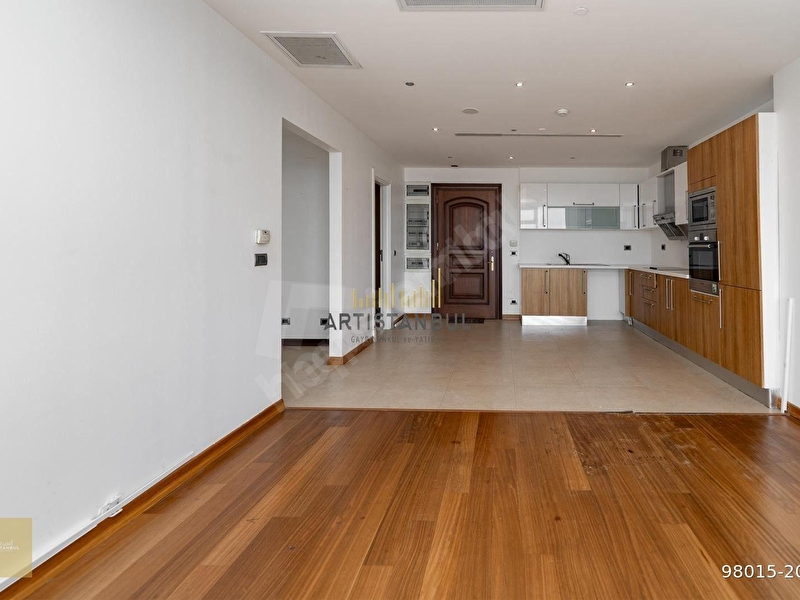 Süzer Plaza Ritz Carlton Full Boğaz Manzaralı Satılık 1+1 Daire