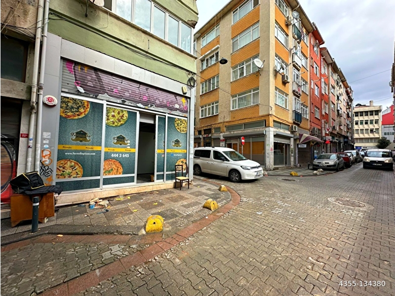 Kadiköy rihtim yakin devi̇rsi̇z asma katli 220m2 ki̇ralik cafe&rest