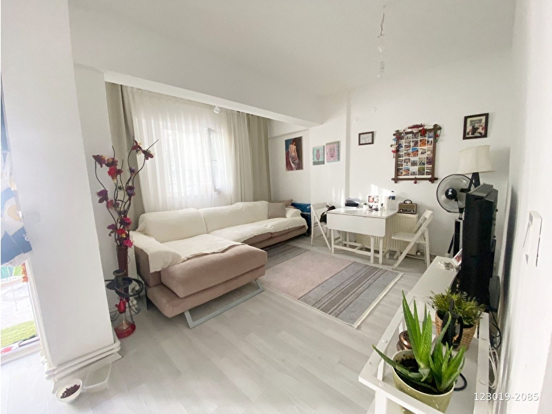 Sunset'ten aci̇l satilik!! cadde yakini yatirimlik 1+1