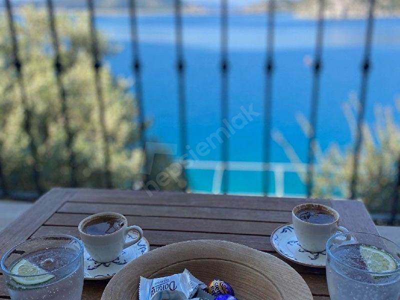 Günlük Kiralık 4 Odalı Villa Muğla Marmaris Bozburun Mahallesi 8 Kişi Kapasiteli