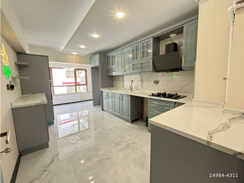Mete``den li̇zbon cadde yani asansörlü ultra lüks  ön cephe