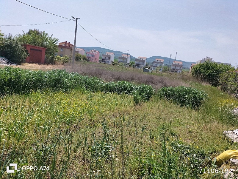 Satilik i̇marli vi̇lla arsasi deni̇ze 100 metre