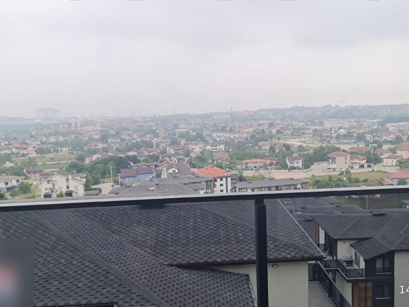 Başi̇skele yeni̇köy'de deni̇z manzarali sifir dubleks dai̇re