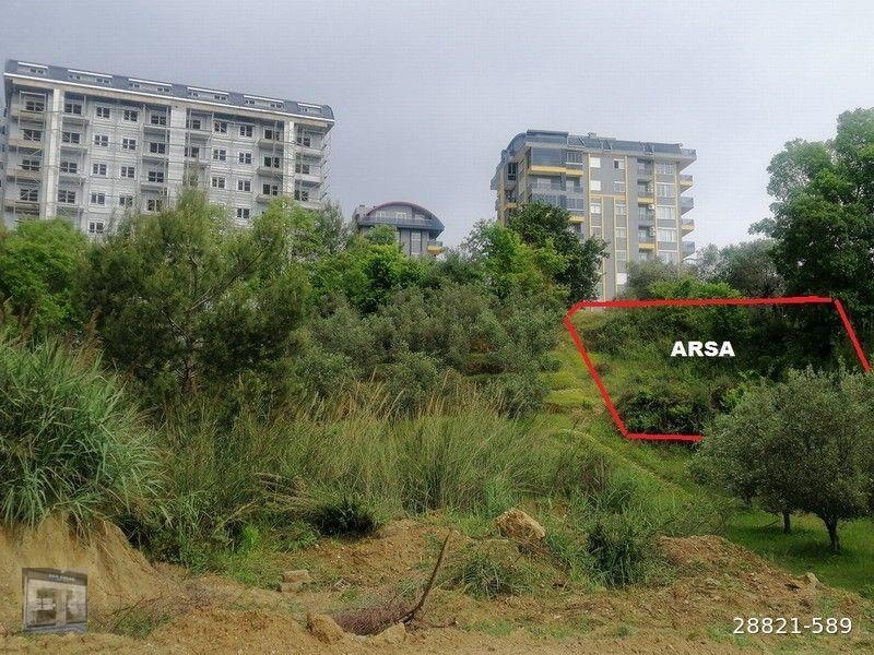 Alanya avsallar'da satilik 529m2 i̇marli 10 dai̇reli̇k arsa