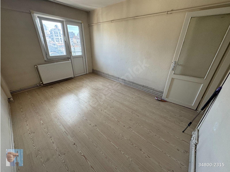 Yeni Asır Emlak'dan 5 Katta 2+1 Kat Mülkiyetl İ Daire