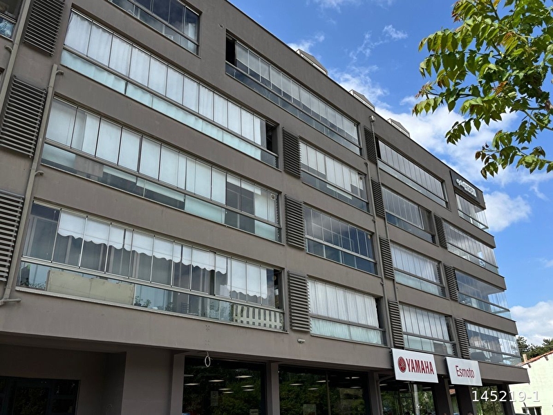 Kurun'dan panorama si̇tesi̇nde 2+1 satilik dai̇re