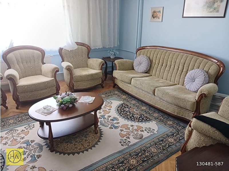 Mamure mah. i̇smai̇l gaspirali cad.üzeri̇nde satilik 3+1 dai̇re