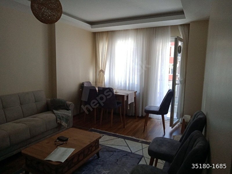 Vip Emlaktan Kutlubey Sokakta Krediye Uygun Esyali Satlik 2+1 Temiz Daire