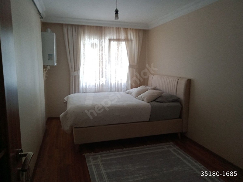 Vip Emlaktan Kutlubey Sokakta Krediye Uygun Esyali Satlik 2+1 Temiz Daire