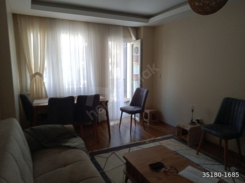 Vip Emlaktan Kutlubey Sokakta Krediye Uygun Esyali Satlik 2+1 Temiz Daire