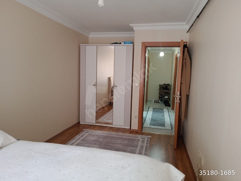 Vip Emlaktan Kutlubey Sokakta Krediye Uygun Esyali Satlik 2+1 Temiz Daire