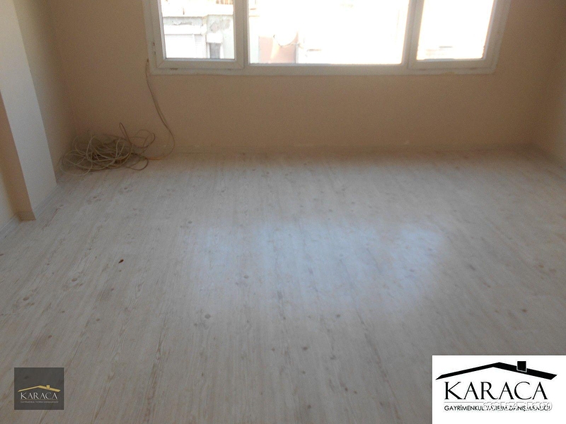 900 Tl Karabaglar Yesilyurt Da Kiralik 3 1 110m2 Daire Kodu 1600