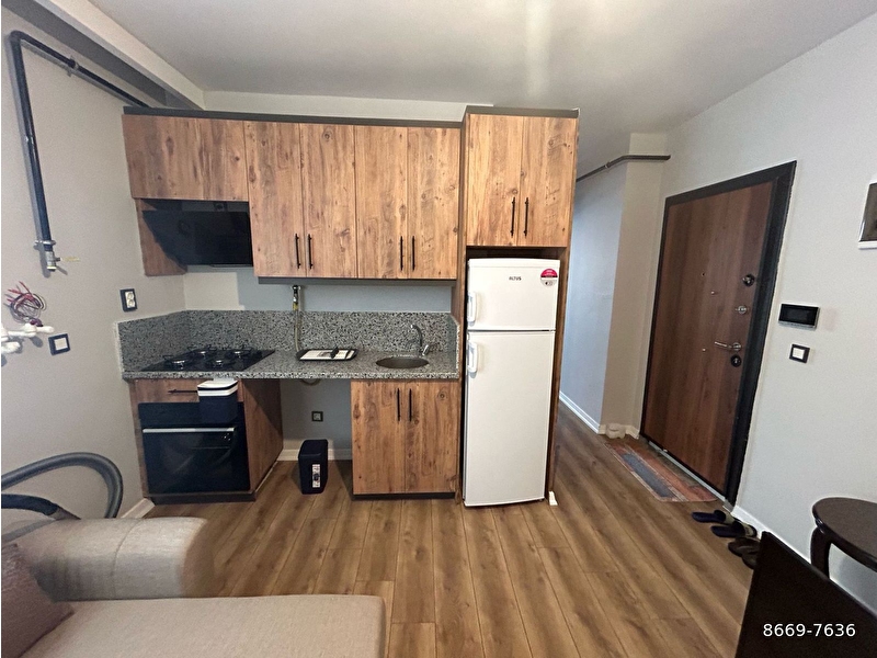 Sifir bi̇nada ful eşyali 1+1 dai̇re