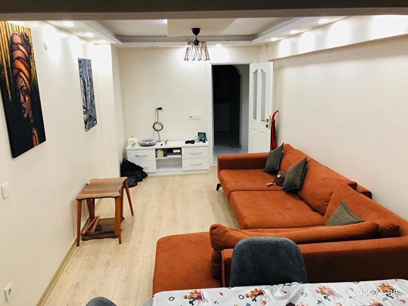 2 250 Tl Gungorende Kiralik Esyali Daire 2 1 Ytu Ye Yurume Mesafesinde