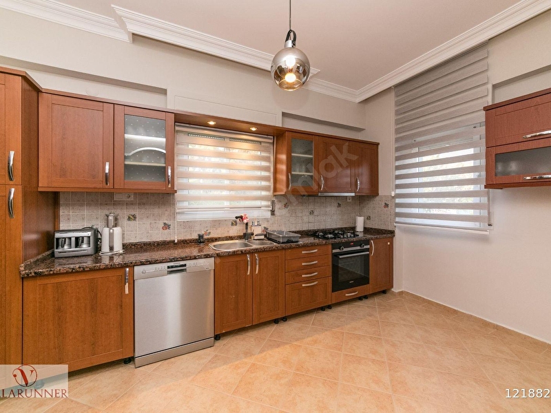 Günlük Kiralık 5 Odalı Villa Muğla Marmaris Çamdibi Mahallesi 10 Kişi Kapasiteli