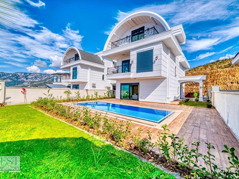 Alanya/kargicak 5+1 ultra lüks satilik vi̇lla özel bahçe ve havuz