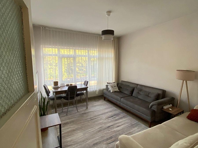 ‘’yalçinkaya’dan’’ gazi̇ mahallesi̇ ana cadde üzeri̇nde  manzarali bağimsiz odali