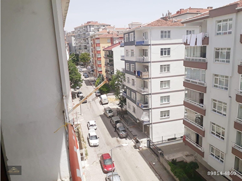 Özevler'de-i̇skanli-boş-ön cephe-çok aci̇l satilik-3+1 dai̇re