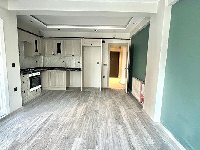 Amaç dan kiyi boyu akdeni̇z okullari ci̇varinda 2+1 si̇fi̇r kullani̇lmami̇s tam hasarsi̇z satilik dai̇re