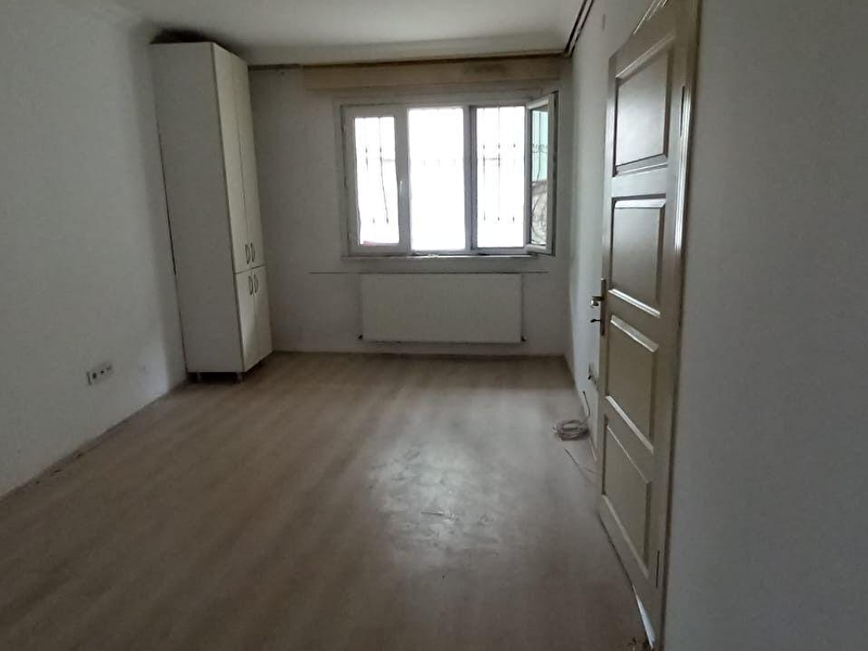 Ortaköy merkezde kaçirilmaz firsat temi̇z 2+1
