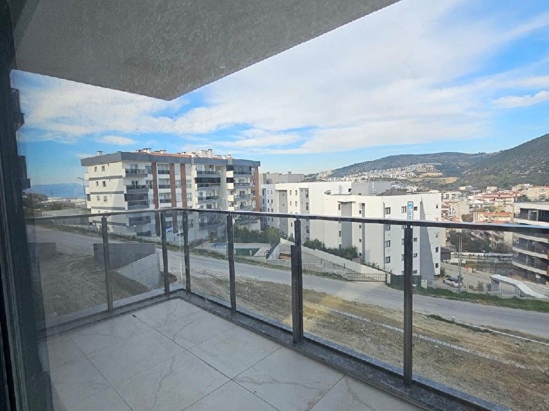 Kuşadasi satilik merkez de daire