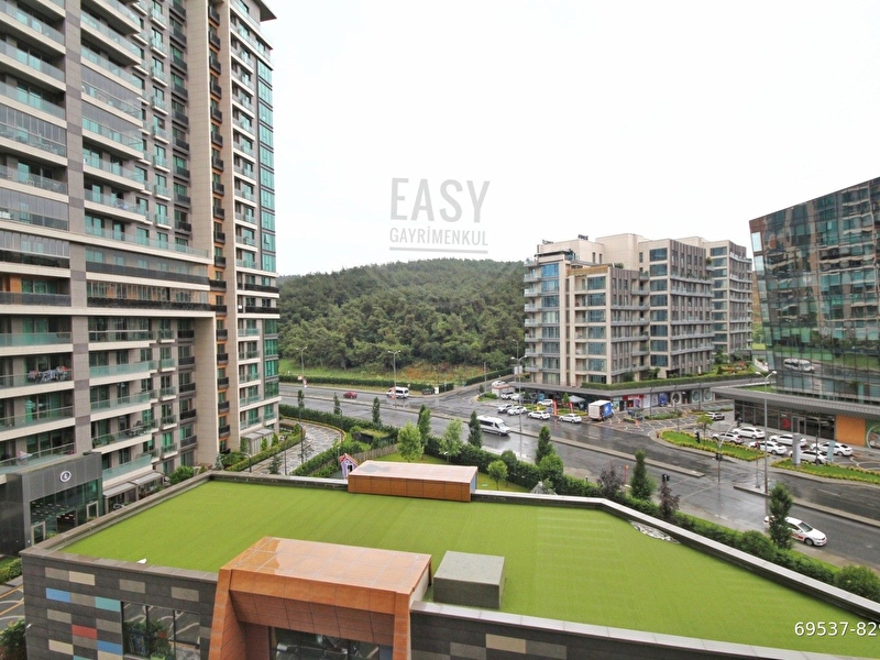 Vadi̇stanbul park evleri̇ 4+1 boş satilik dai̇re