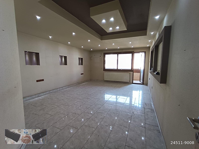 Buca vali rahmi bey mh. menderes cd. 3+1 135m2 satılık arakat daire
