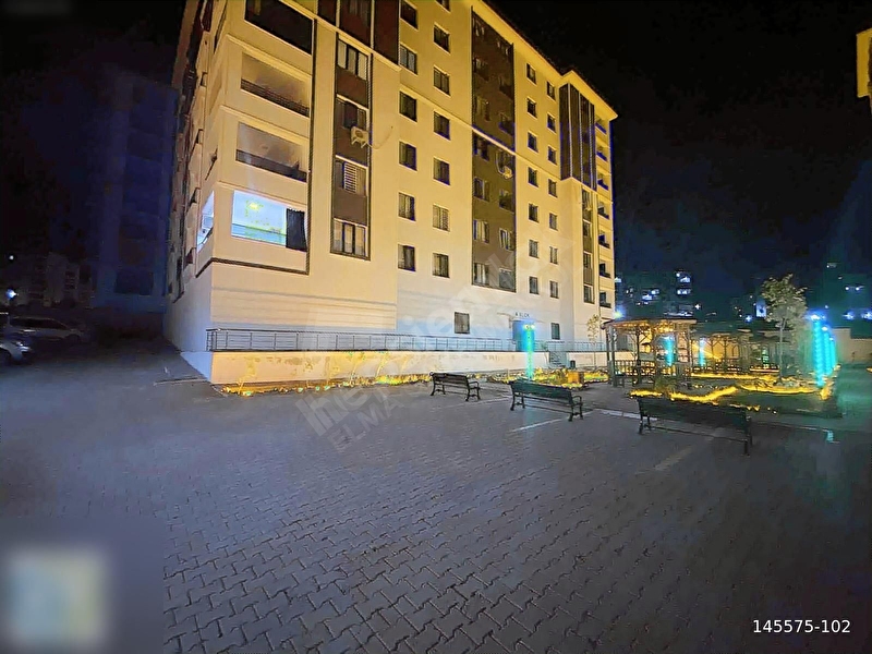 Satılık 4+1 Lüks Daire Siirt Merkez Veyselkarani Mahallesi