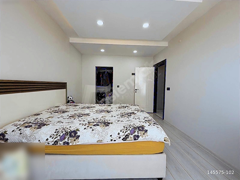 Satılık 4+1 Lüks Daire Siirt Merkez Veyselkarani Mahallesi