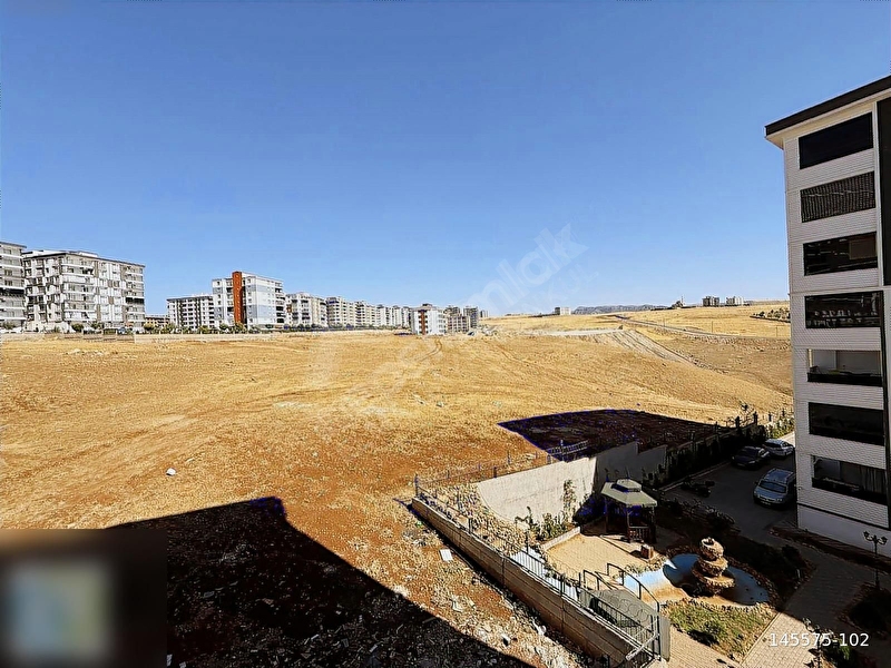 Satılık 4+1 Lüks Daire Siirt Merkez Veyselkarani Mahallesi