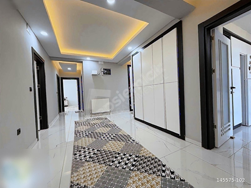 Satılık 4+1 Lüks Daire Siirt Merkez Veyselkarani Mahallesi