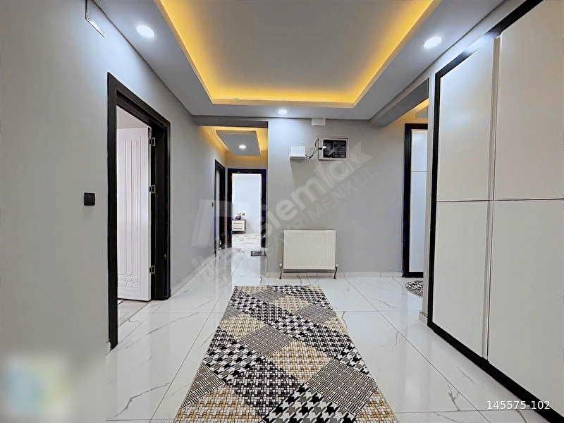 Satılık 4+1 Lüks Daire Siirt Merkez Veyselkarani Mahallesi