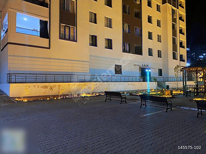 Satılık 4+1 Lüks Daire Siirt Merkez Veyselkarani Mahallesi