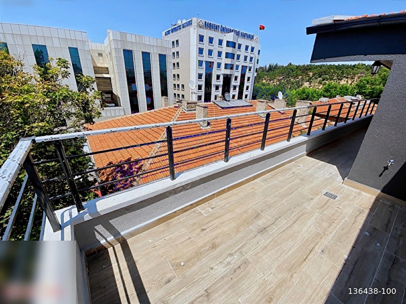 Bahçeli̇evler başkent hast. yani satilik 5+1&200m2 yeni̇ dubleks