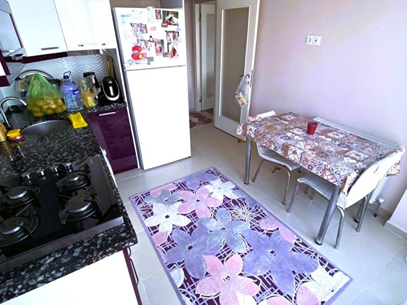 Gülşah gayri̇menkulden çinarli mah satilik 2+1 dai̇re