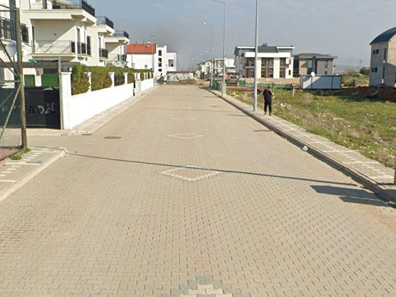 Serik belek mevki 1100 m2 2 parsel villa i̇marlı satılık arsa