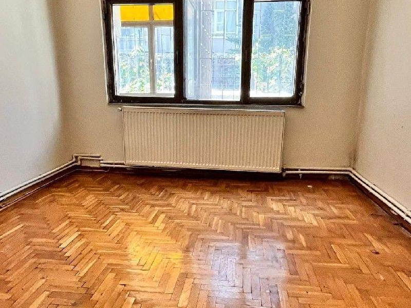 Emlak center'dan fatih molla gürani'de kiralık ofis