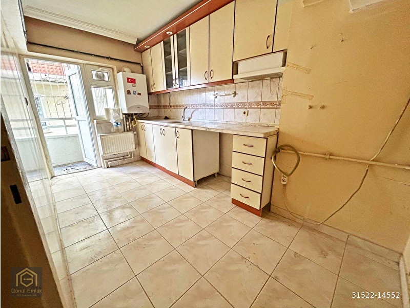 Antares-üni̇versi̇te-şehi̇r hastanesi̇ çok yakininda 2+1 90m2 dai̇re!