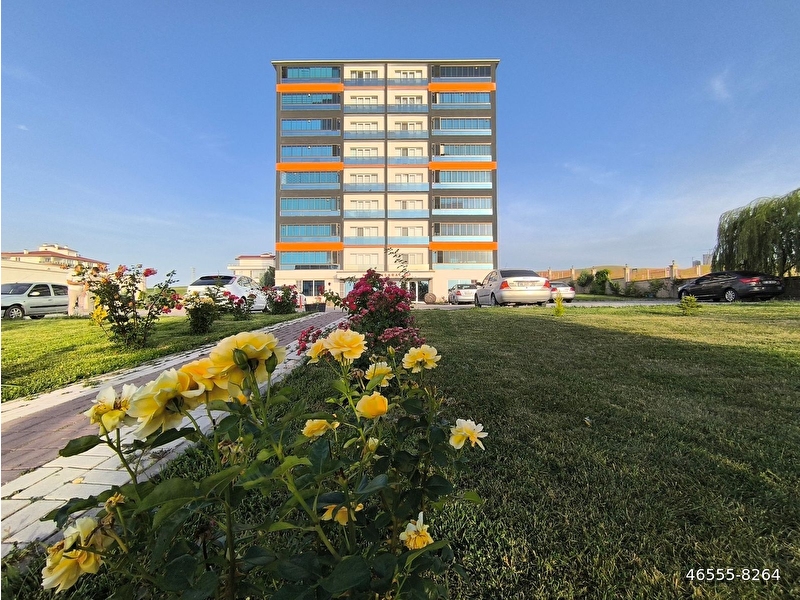 Ayyıldız'da sitede 3+1 kombili 1.kat 145m2 katta 2 daire lüks