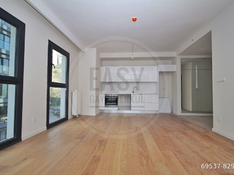 Kordon i̇stanbul'da satılık 1+1 köşe daire