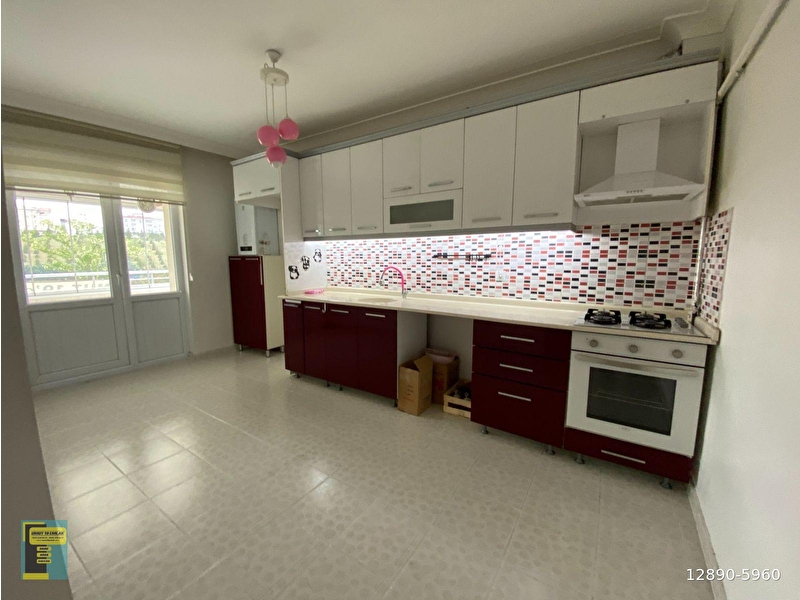 Köşe başi park manzarali 3+1 ful yap. 165 m2 satilik dai̇re
