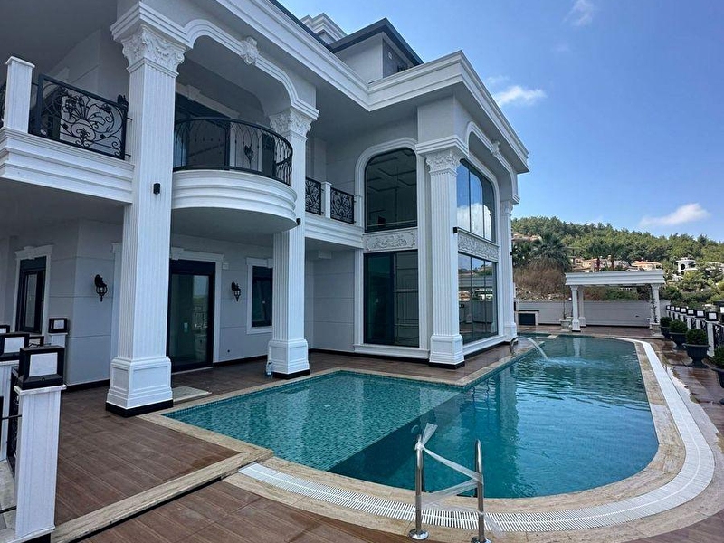Lux villa 6+1 in kargicak turkish citizenship