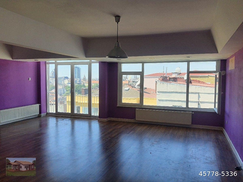 Cihangir sıraselvilere kiralık daire 2+1 110m  asansörlü