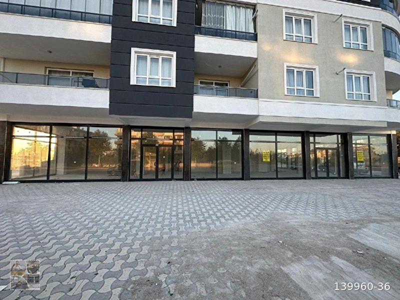 Tuva emlâk gayri̇menkul den (kuruludüzen mağaza)